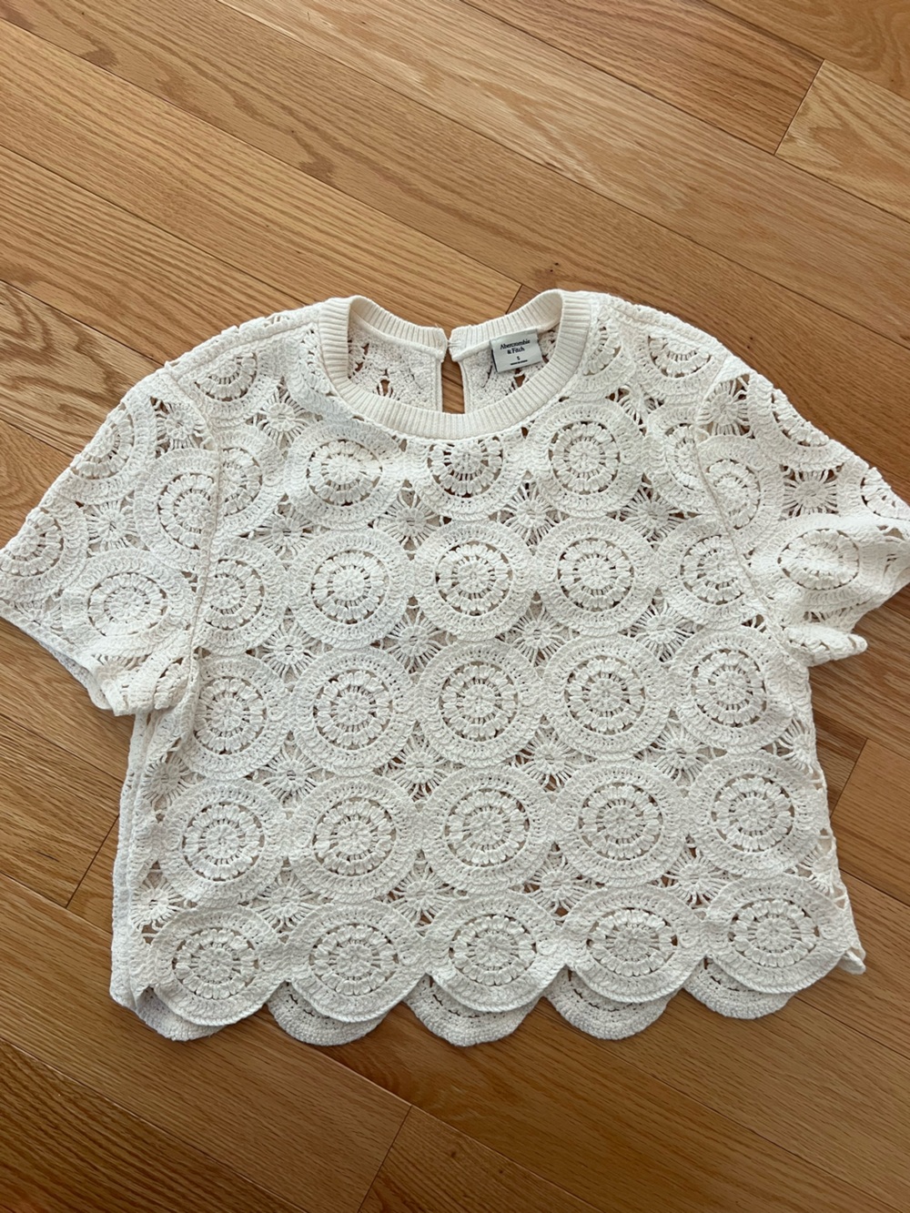 Abercrombie Women’s Medallion Crochet Scallop Top